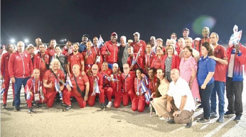 El abrazo de Cuba a sus campeones