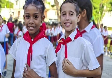 Continúa evaluación de preparativos para curso escolar en Cuba