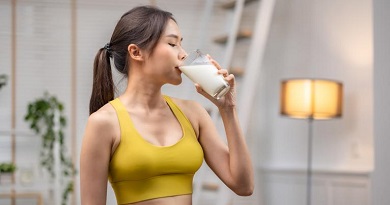 El consumo de leche en mujeres aumenta el riesgo de enfermedades mortales